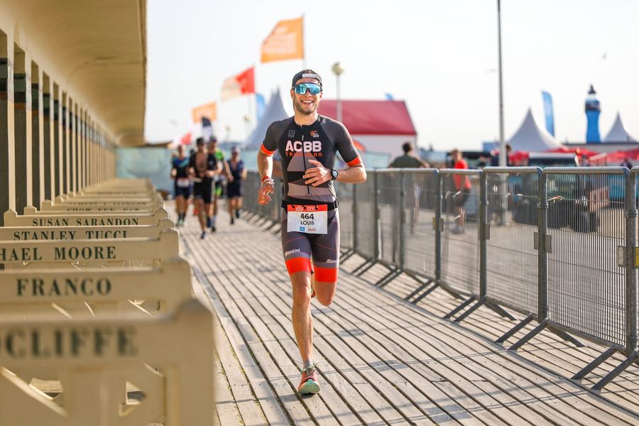 Un triathlète sur les planches de Deauville